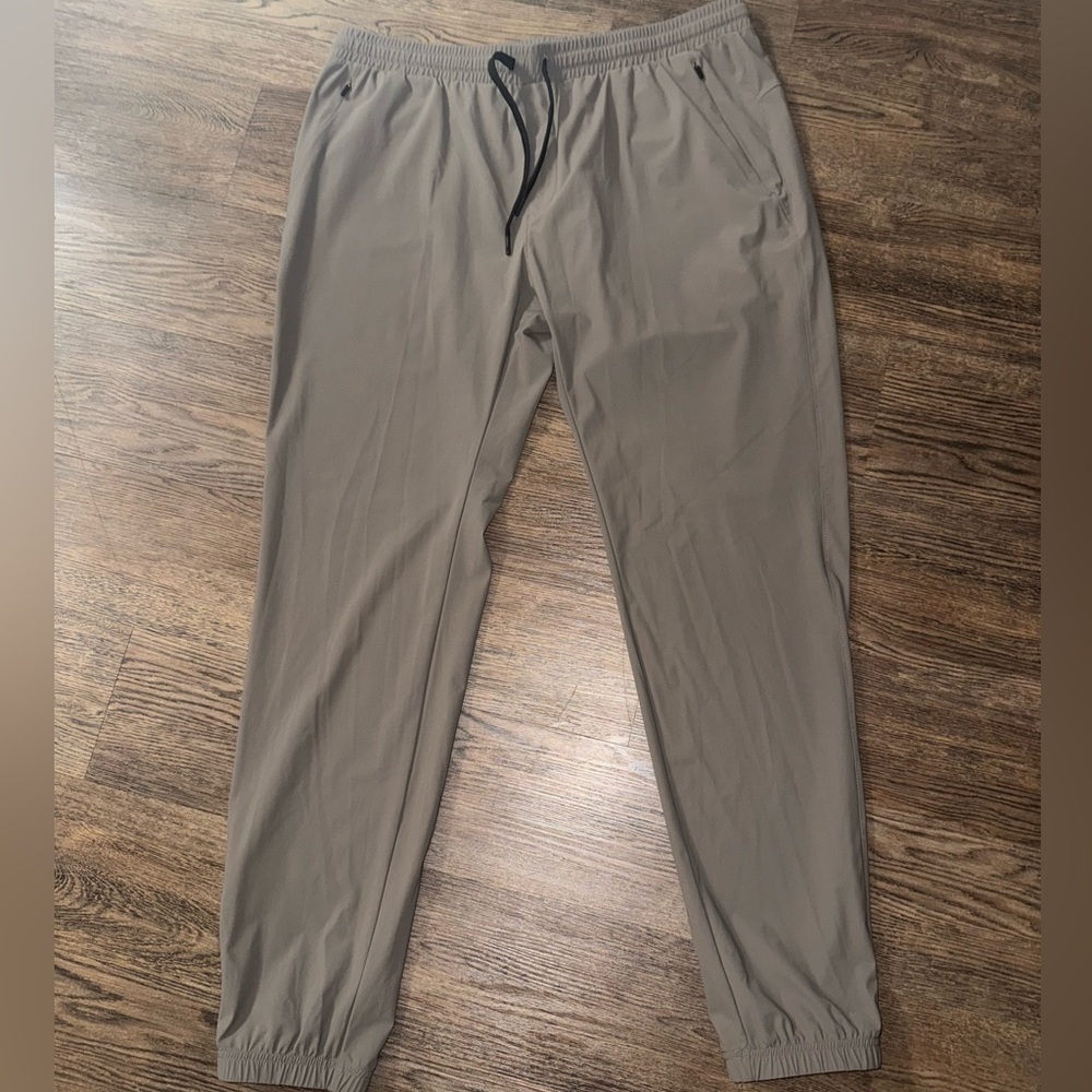 Mens UNRL Taupe/Gray Joggers